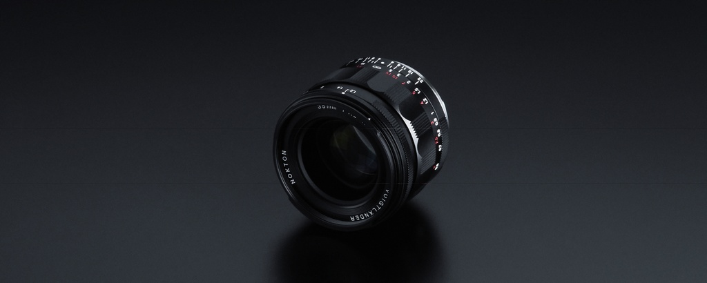 Voigtlander 35mm f/1.2 NOKTON Aspherical IV Lens : Leica M