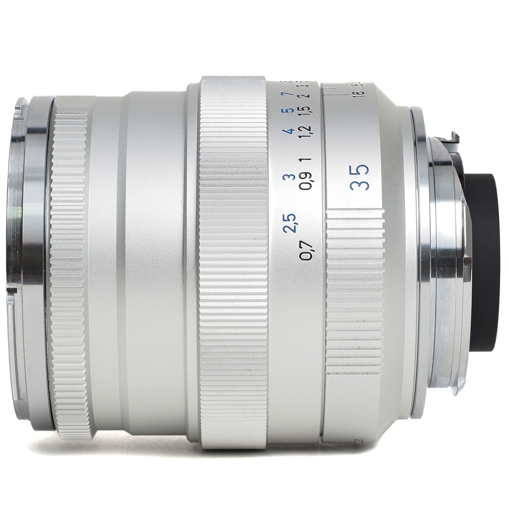 Zeiss 35mm f/1.4 Distagon T* ZM lens silver - Grade 9 +