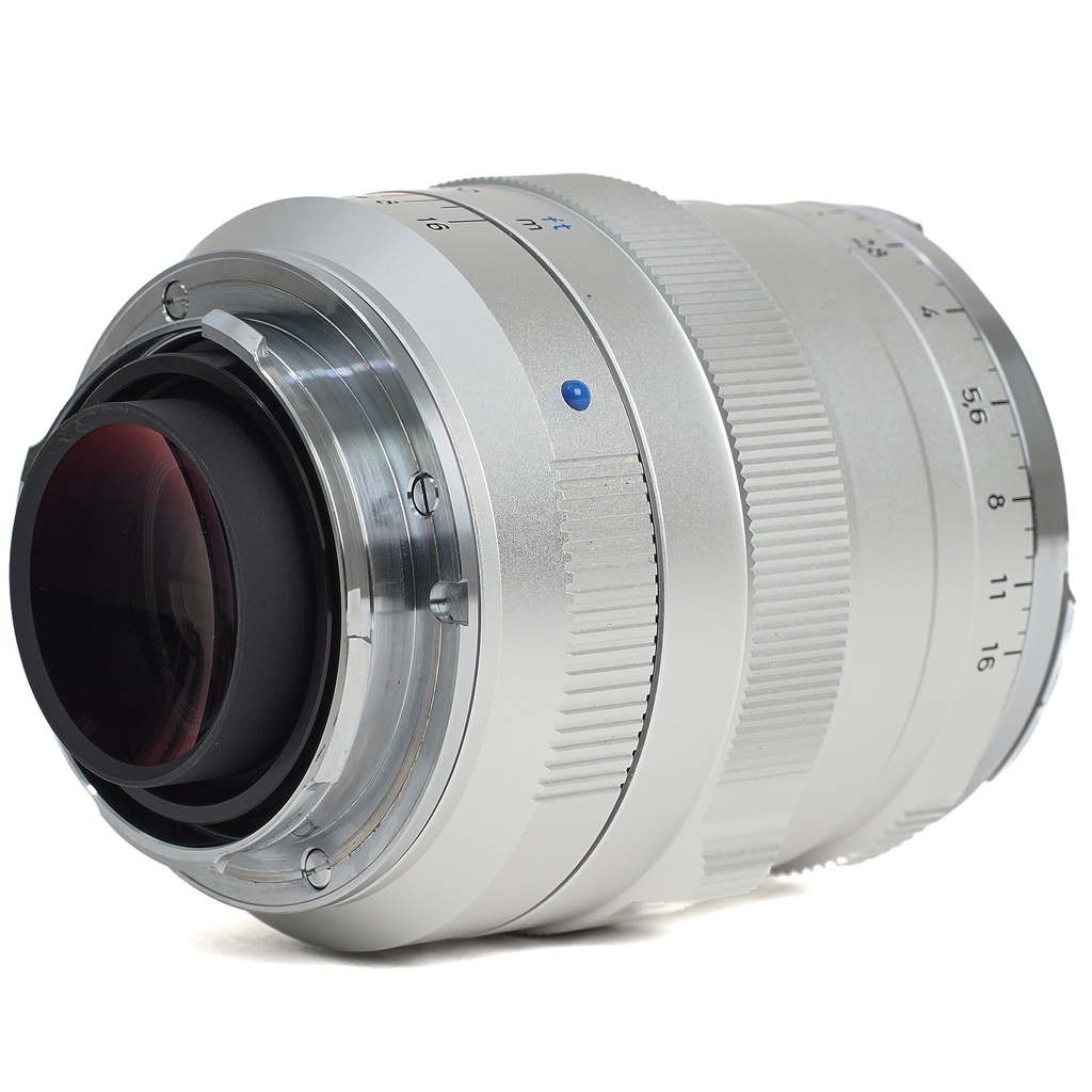 Zeiss 35mm f/1.4 Distagon T* ZM lens silver - Grade 9 +