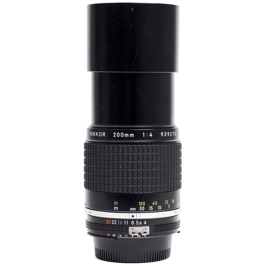 Nikon AI-s 200mm f/4 - Grade 8  