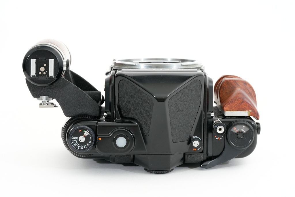 Pentax 67 body w/- metered prism + lenses Kit - Grade 8