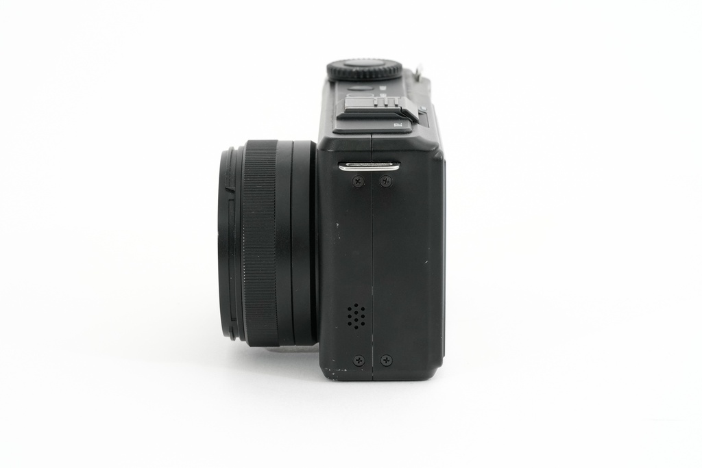 Sigma DP2 Merrill Mirrorless Camera Black - Grade 7