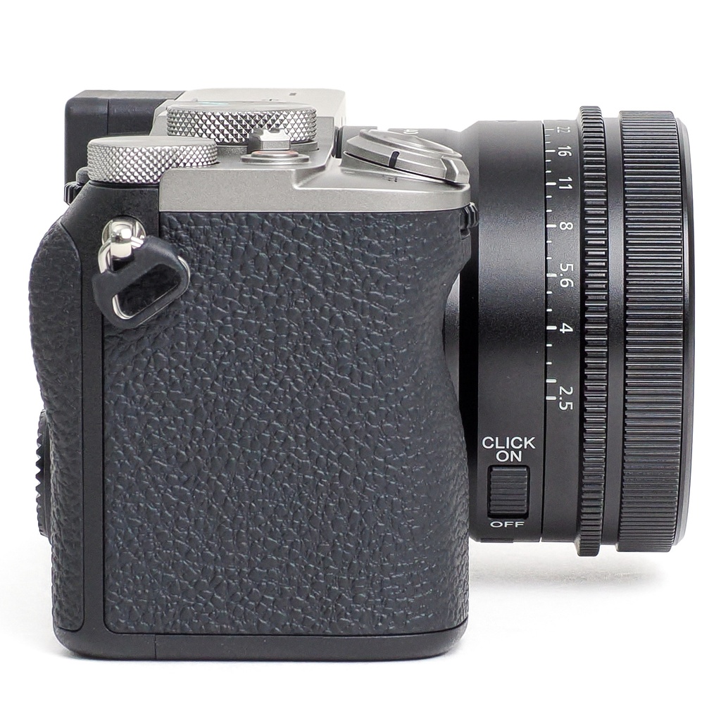 Sony A7C II Silver + 40mm f/2.5 G FE Lens