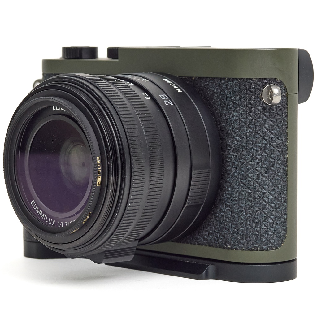 Leica Q2 Reporter Grade 9