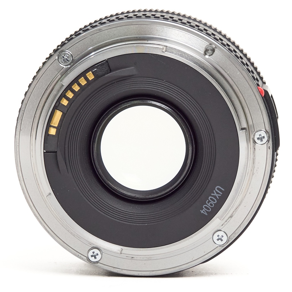 Canon EF 35mm f/2 lens Grade 9