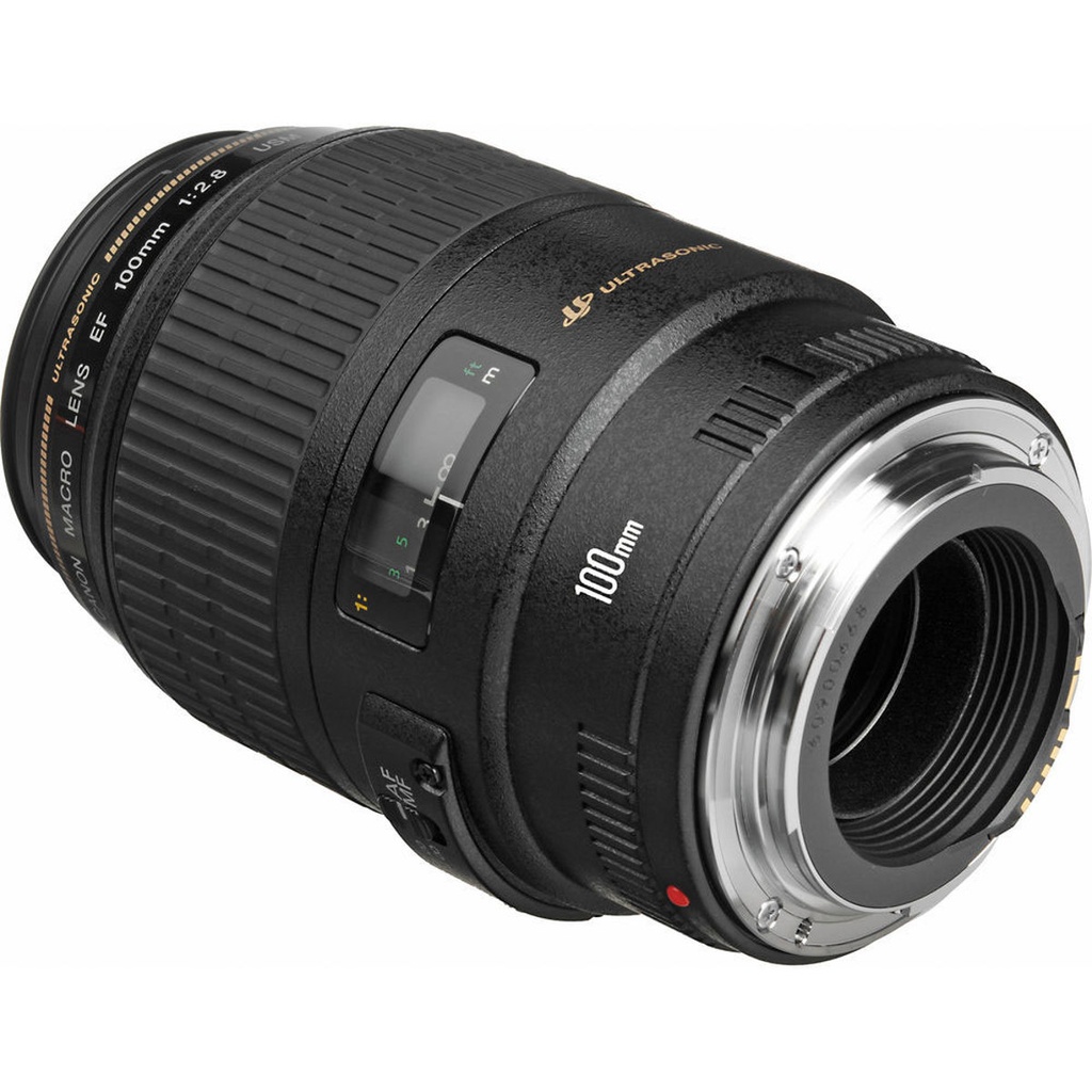 Canon EF 100mm f/2.8 Macro USM lens - Grade 8