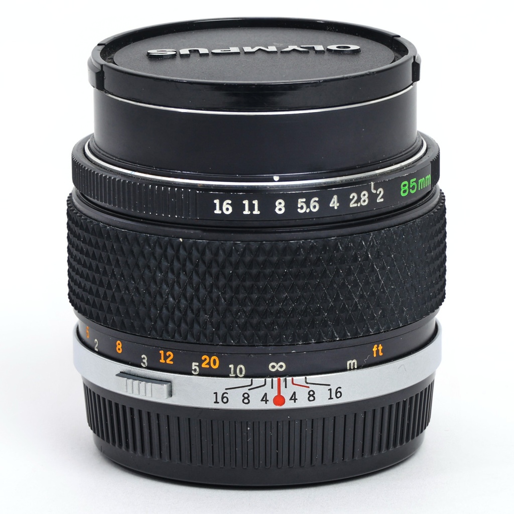 Olympus Zuiko 85mm f/2 Auto-T Lens Grade 8