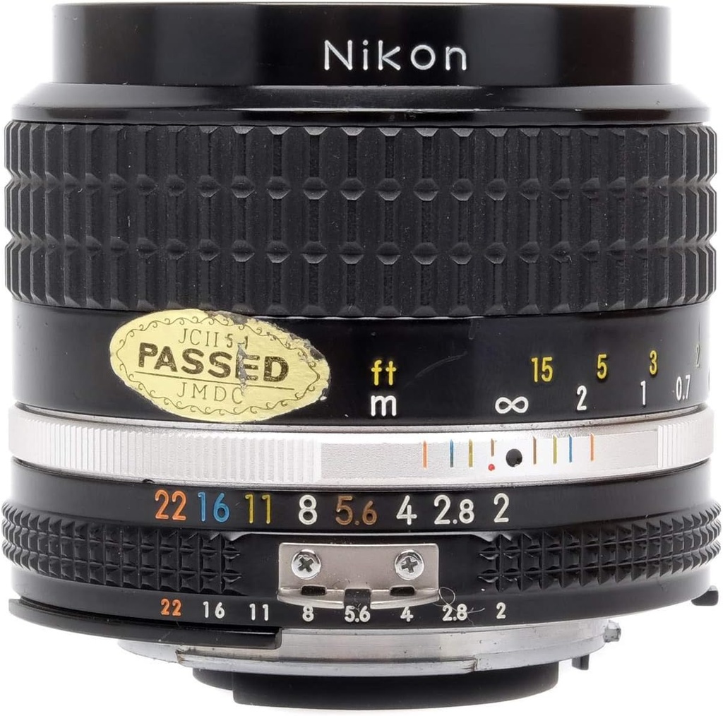 Nikon AI-s 35mm f/2 lens - Grade 8 