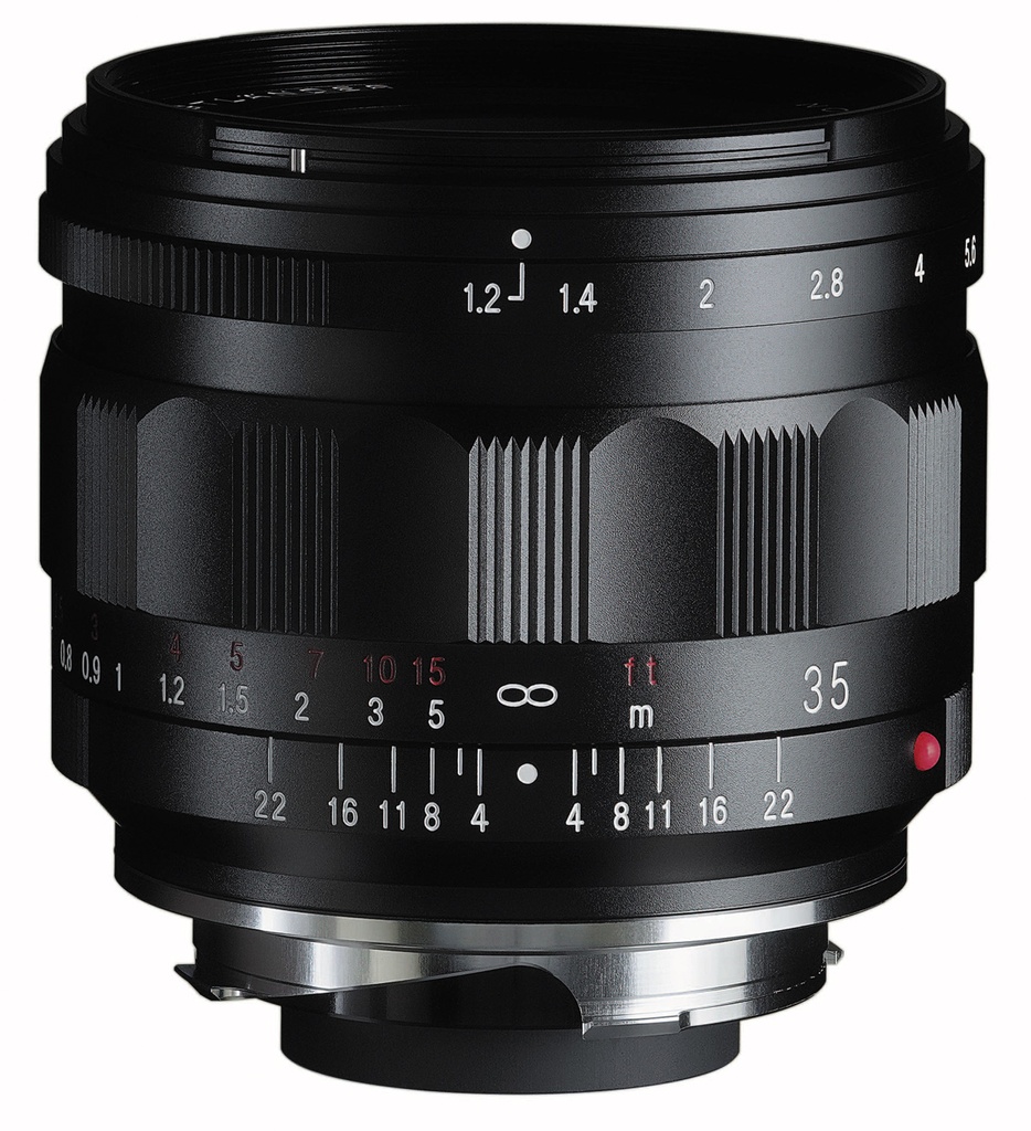 Voigtlander 35mm f/1.2 NOKTON Aspherical IV Lens : Leica M
