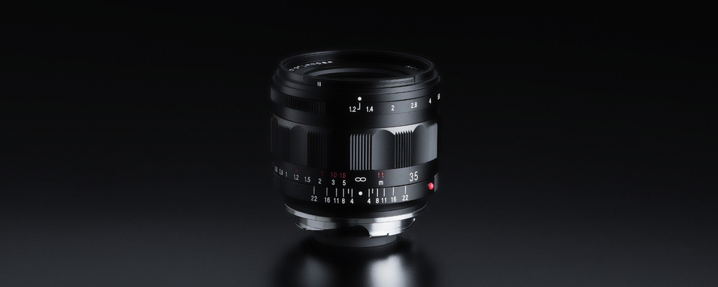 Voigtlander 35mm f/1.2 NOKTON Aspherical IV Lens : Leica M