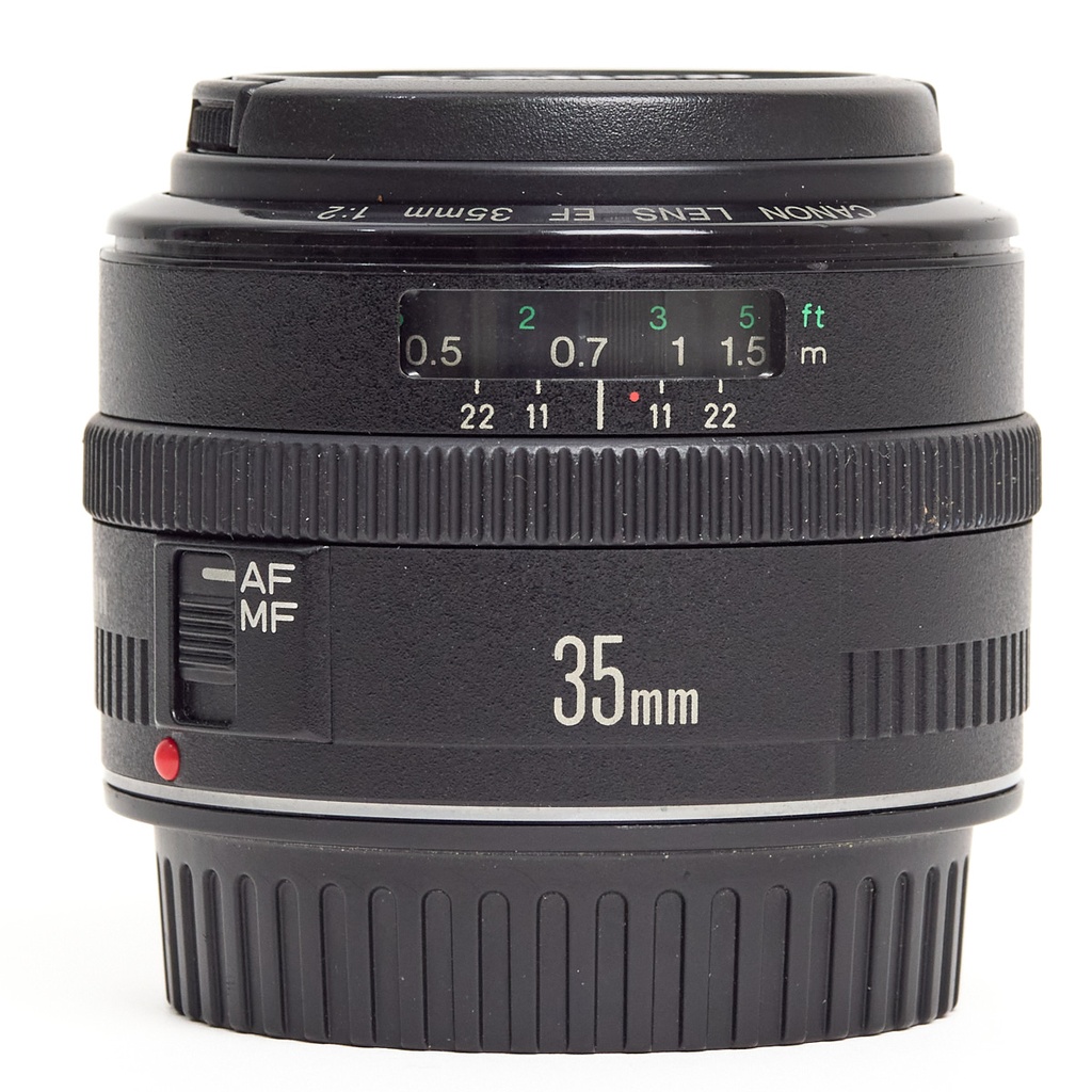 Canon EF 35mm f/2 lens - Grade 9