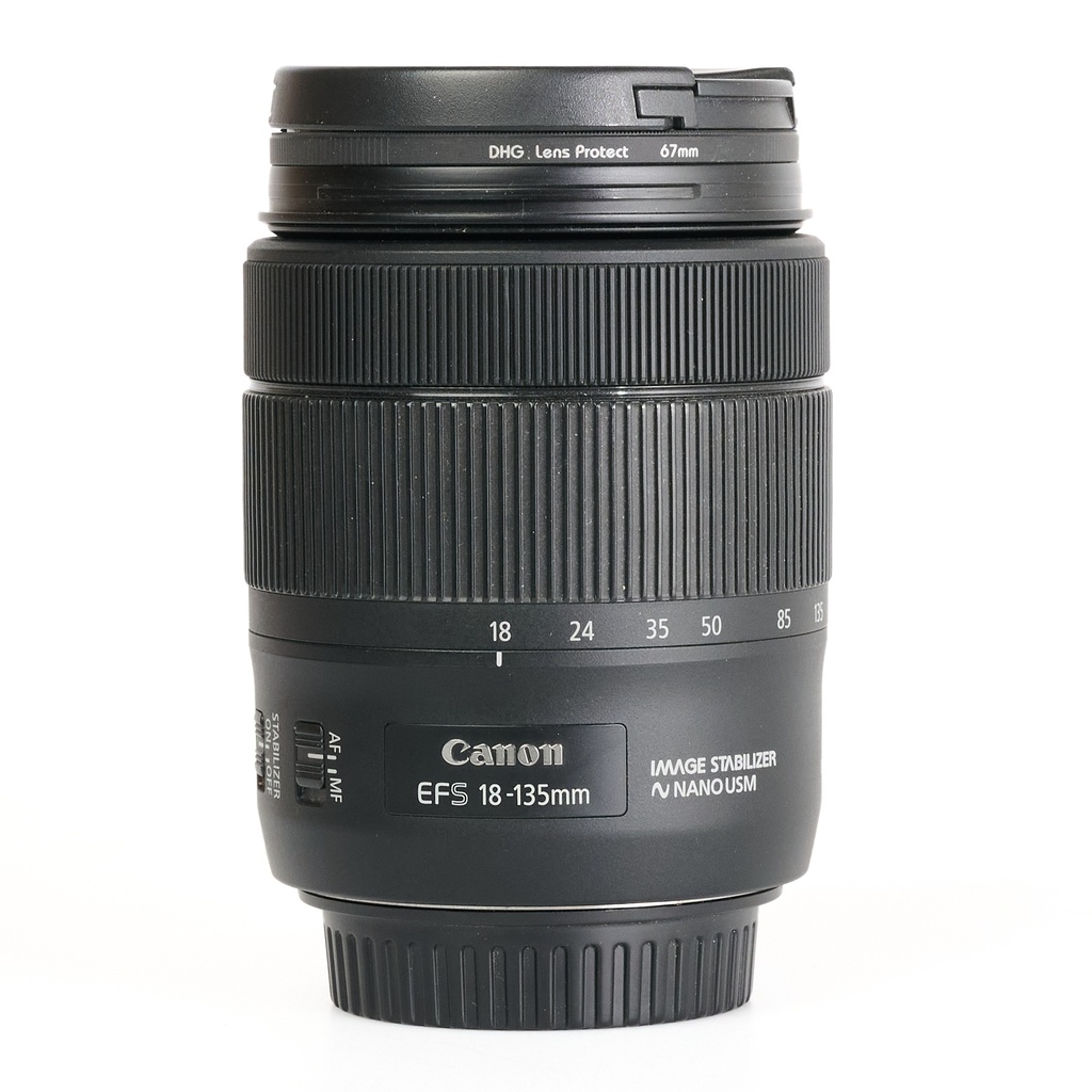 Canon EF-S 18-135mm f/3.5-5.6 IS USM Lens - Grade 7