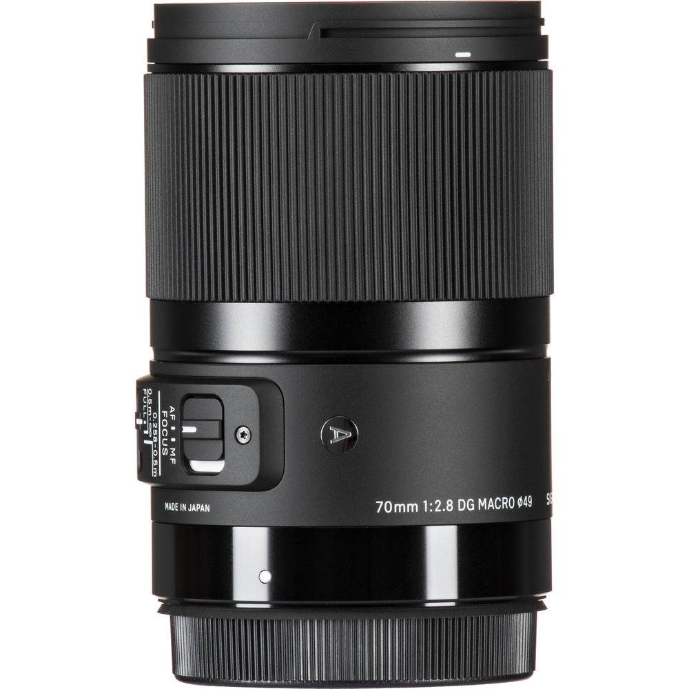 Sigma 70mm f/2.8 DG Macro Art Lens: Canon EF - Grade 8 