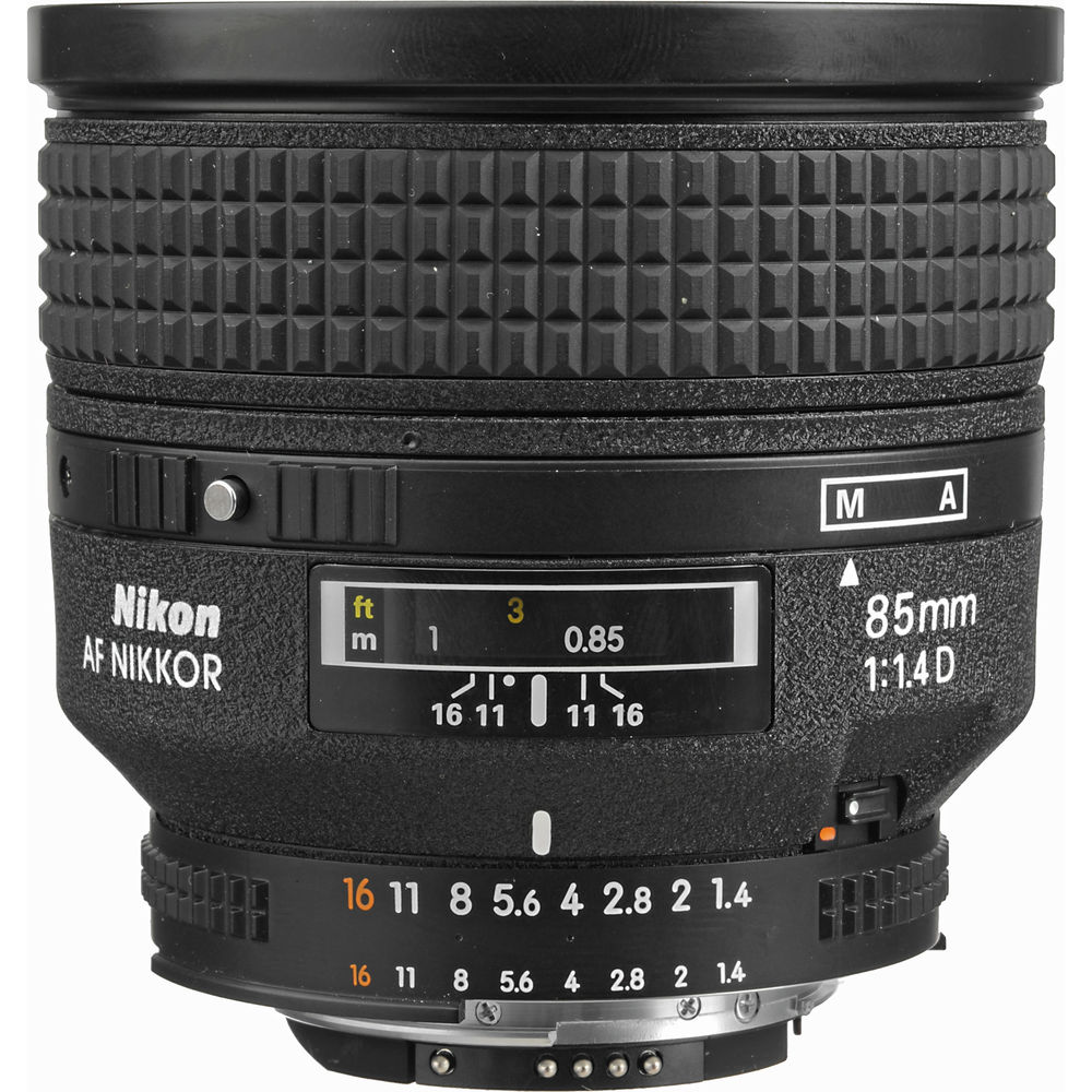 Nikon 85mm f/1.4D lens - Grade 9