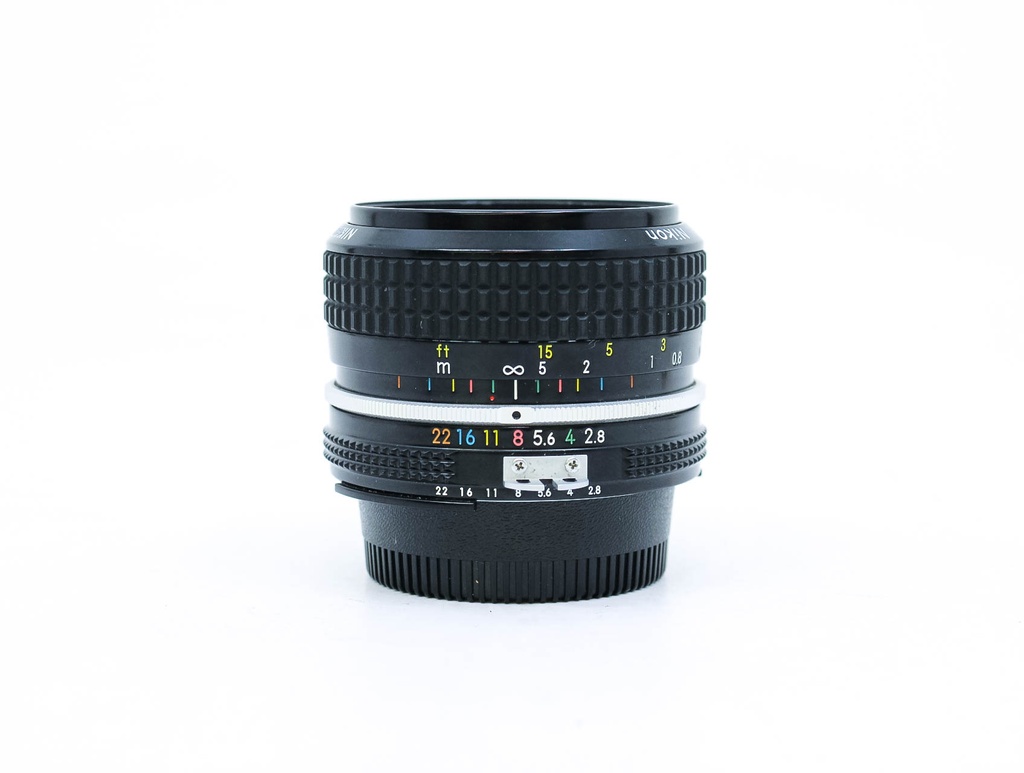 Nikon AI 28mm f/2.8 manual focus lens - Grade 9