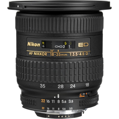 Nikon AF-S Nikkor 18-35mm f/3.5-4.5D ED lens