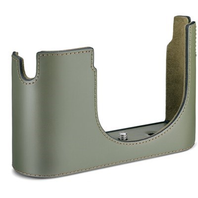 [SHLD19653-9] Leica Q3 Halfcase Leather - Olive Green - Grade 9