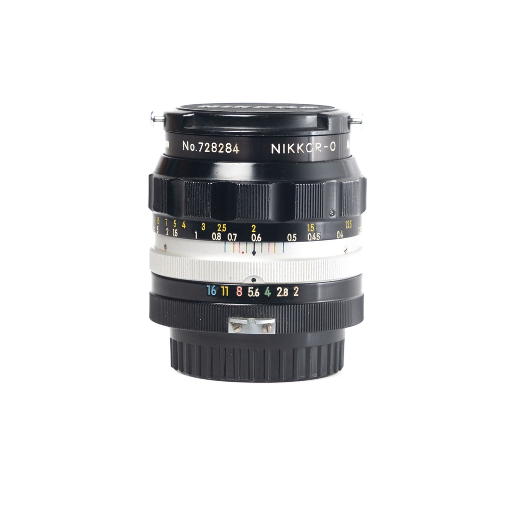 Nikon Nikkor-O Auto 35mm f/2 Pre Ai Lens w/- HN-3 Lens Hood- Grade